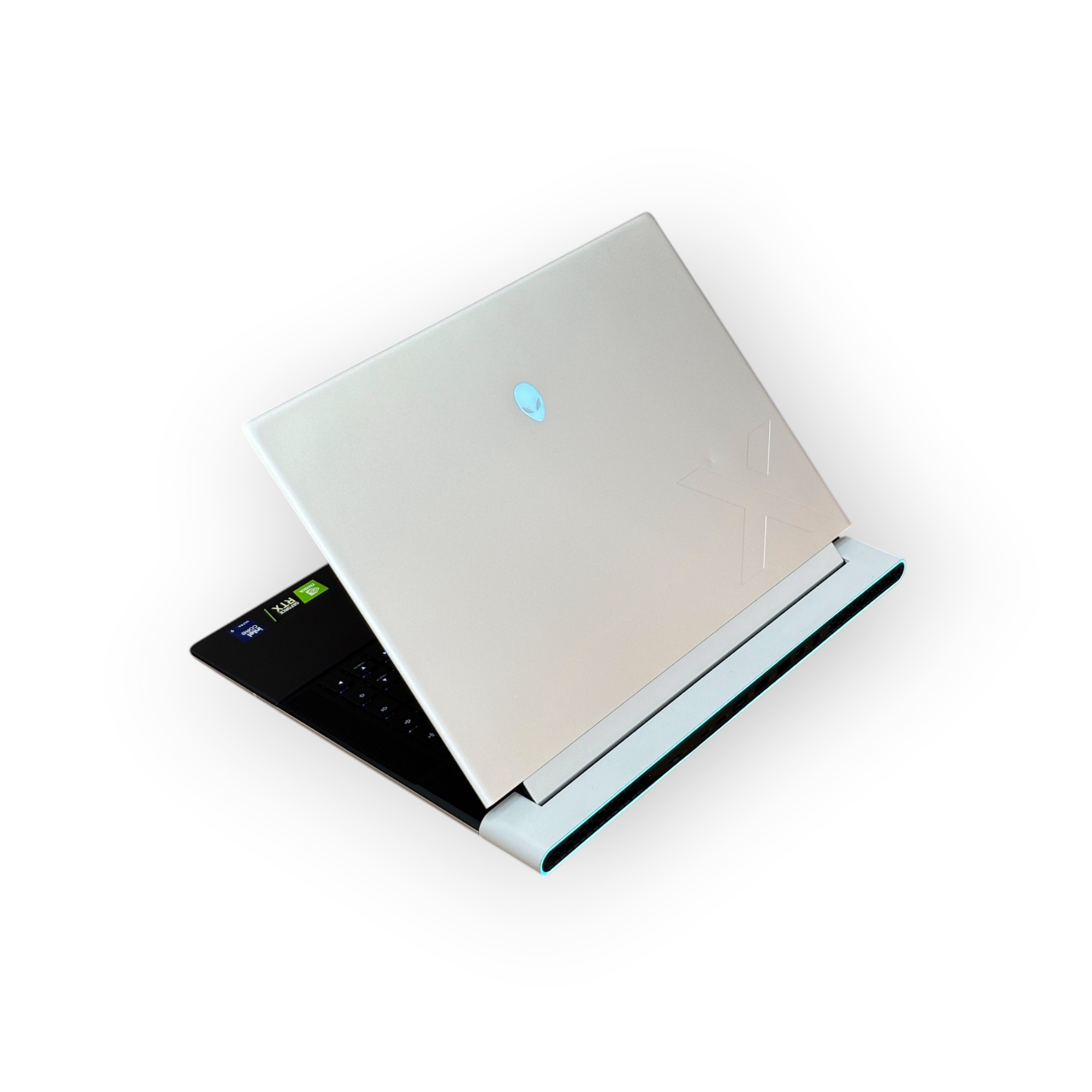 Dell Alienware x16 R2 Gaming Laptop – Intel Core Ultra 9-185H / 16 inch ...