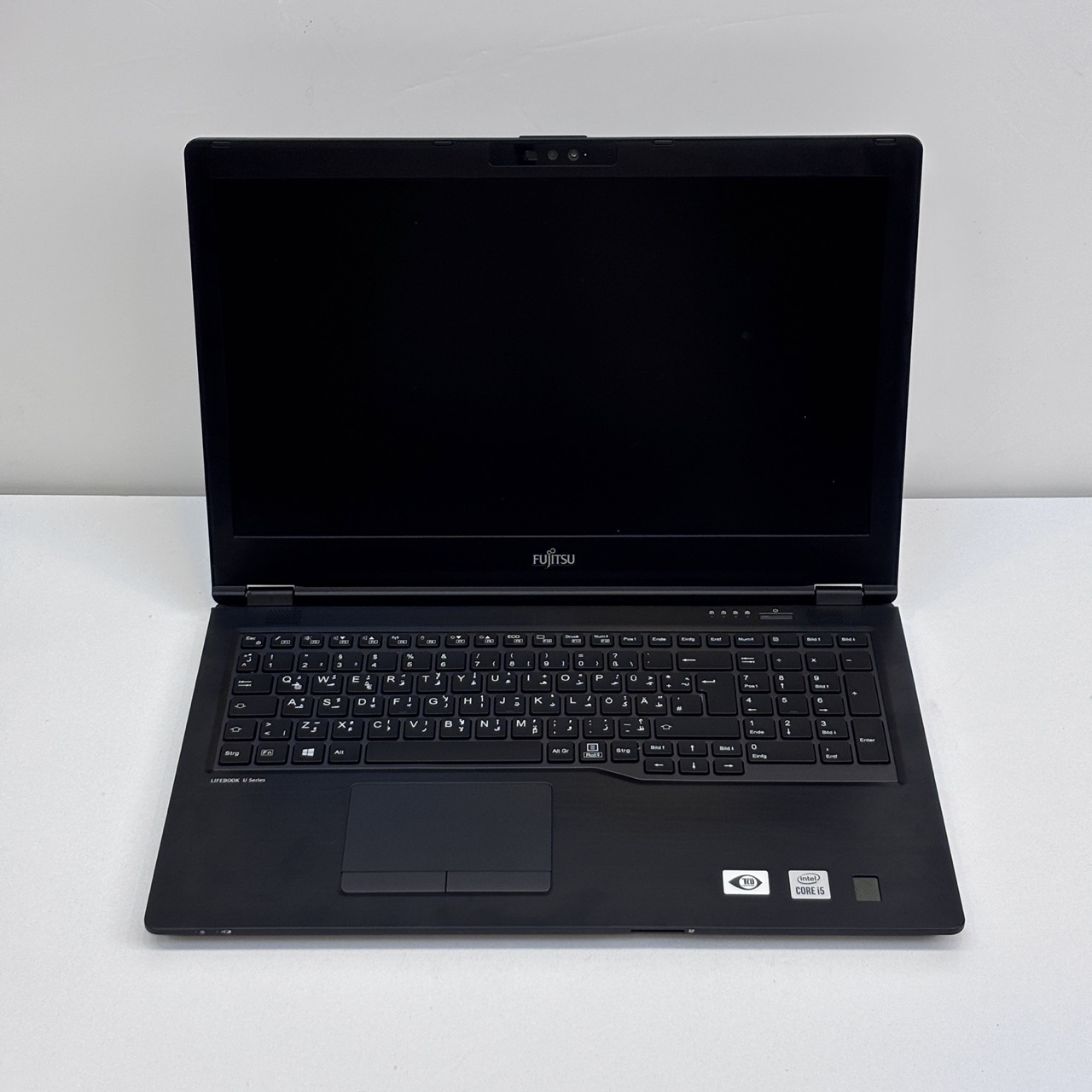 Fujitsu LifeBook – 10th Gen / Intel Core i5-10210U/15.6 inch FHD/ 256 SSD / 8GB RAM