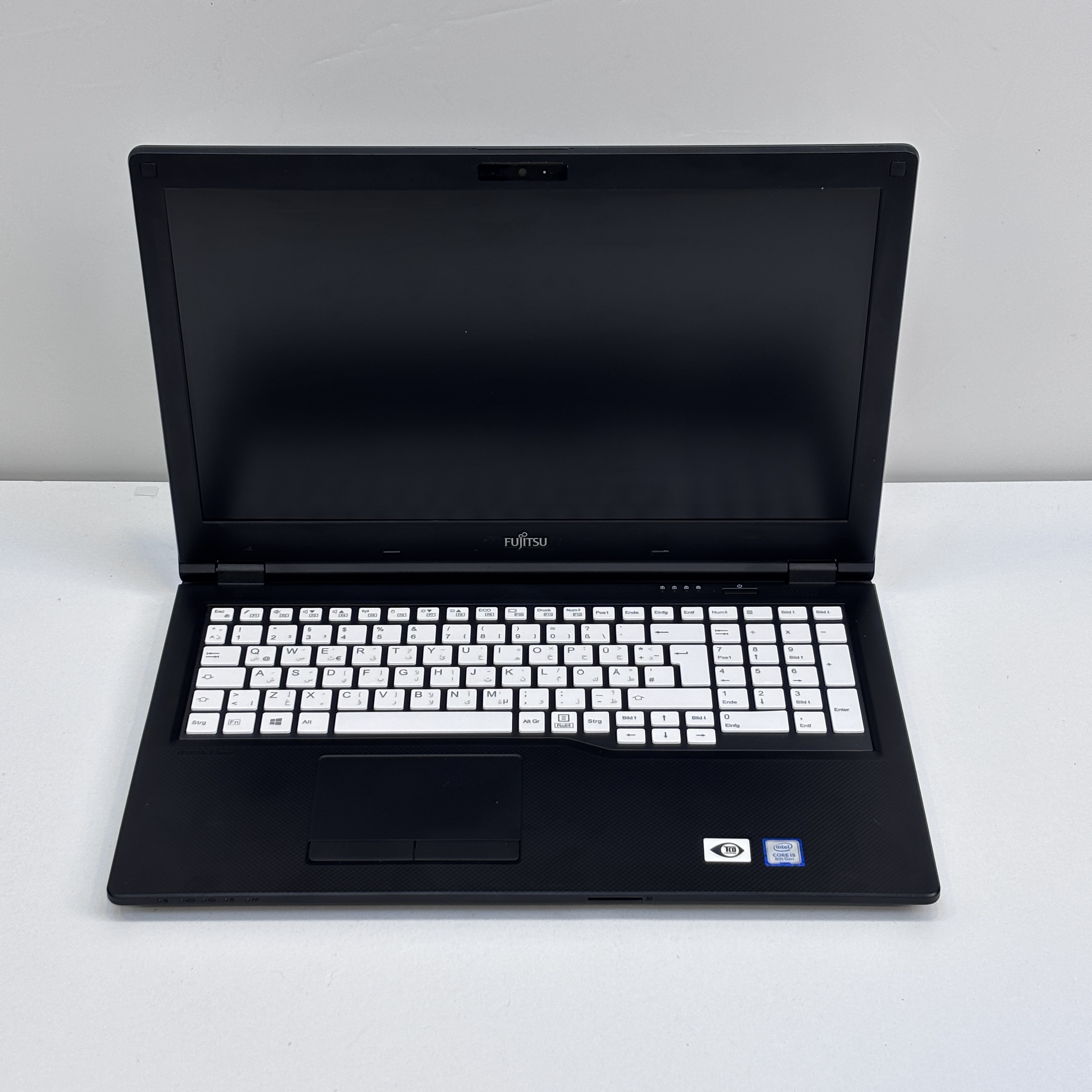 Fujitsu LifeBook – 8th Gen / Intel Core i5-8265U/15.6 inch FHD/ 256 SSD / 8GB RAM