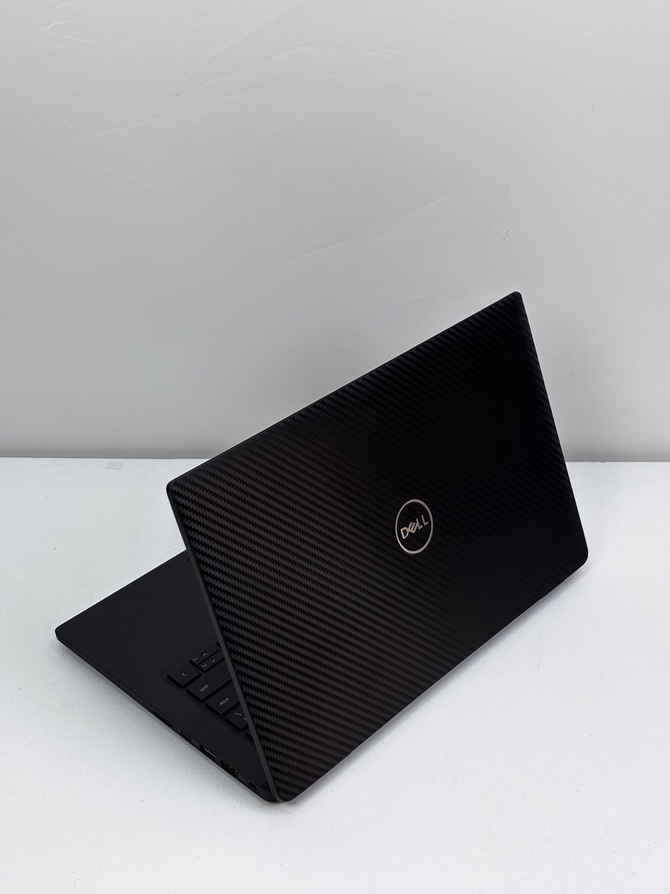 Dell Latitude 7420-11th Gen/ Intel Core i5-1135G7/ 14 inch FHD / 16GB RAM / 512GB SSD