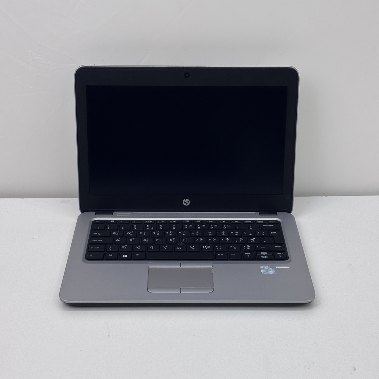 HP Elitebook 820 G3– 6th Gen / Intel Core i7-6500U / 256GB SSD / 8GB RAM /  Silver/Intel HD Graphics