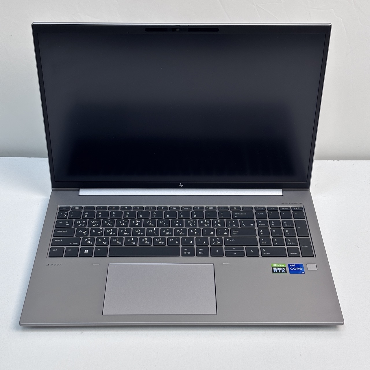 HP ZBook Firefly G10 Workstation Laptop– 13th Gen/ Intel Core i7-1365U / 17 inch FND / 256GB SSD / 16GB RAM / 4GB NVIDIA RTX A500 Graphics