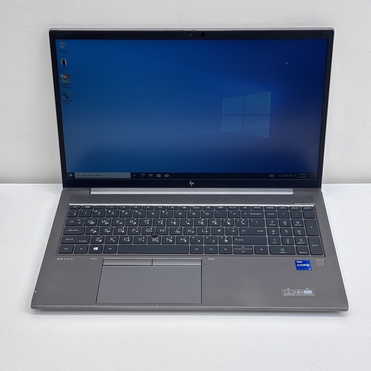 HP ZBook Firefly 15 G8 – 11th Gen/ Intel Core i7-1165G7/ 15.6 inch FND / 512GB SSD / 16GB RAM / Intel Iris Xe Graphics