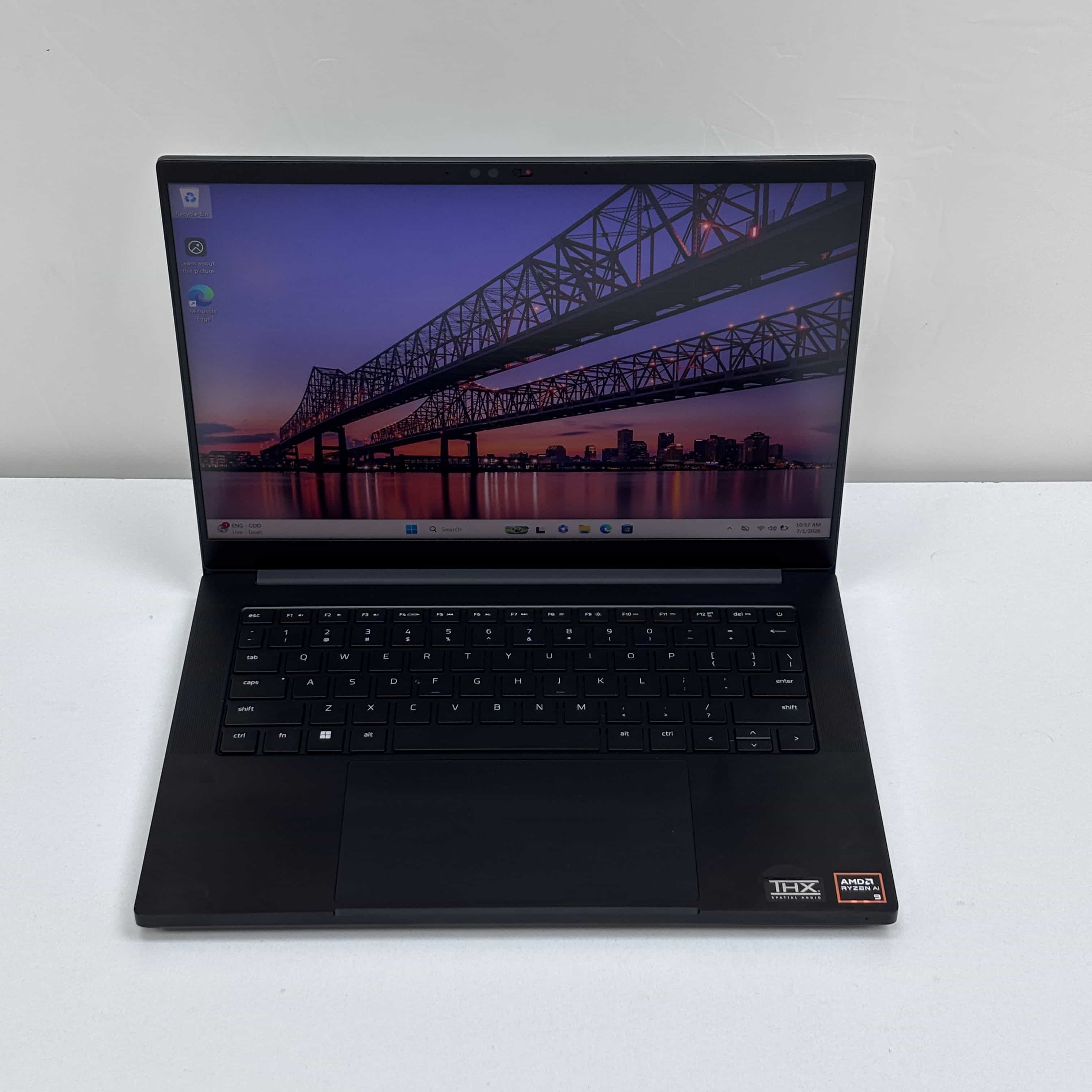 RAZER Blade Gaming Laptop-AMD Ryzen 9-8945HS / 14 inch FHD / 1TB SSD / 32GB RAM / 8GB NVIDIA GeForce RTX 4070 Graphics / Windows 11 Pro / English & Arabic Key / Black / 14-RZ09-0508
