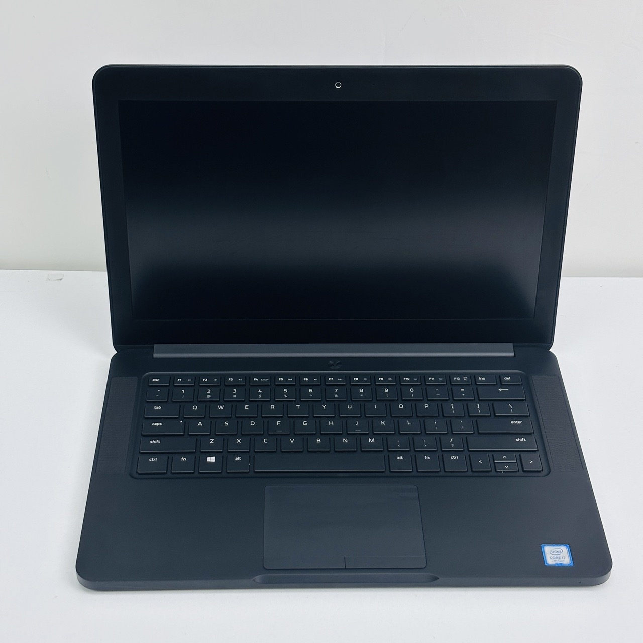 RAZER Blade Gaming Laptop-7th Gen/Intel Core i7-7700HQ/ 14 inch / 512 SSD / 16GB RAM / 6GB NVIDIA GeForce GTX 1060 Graphics