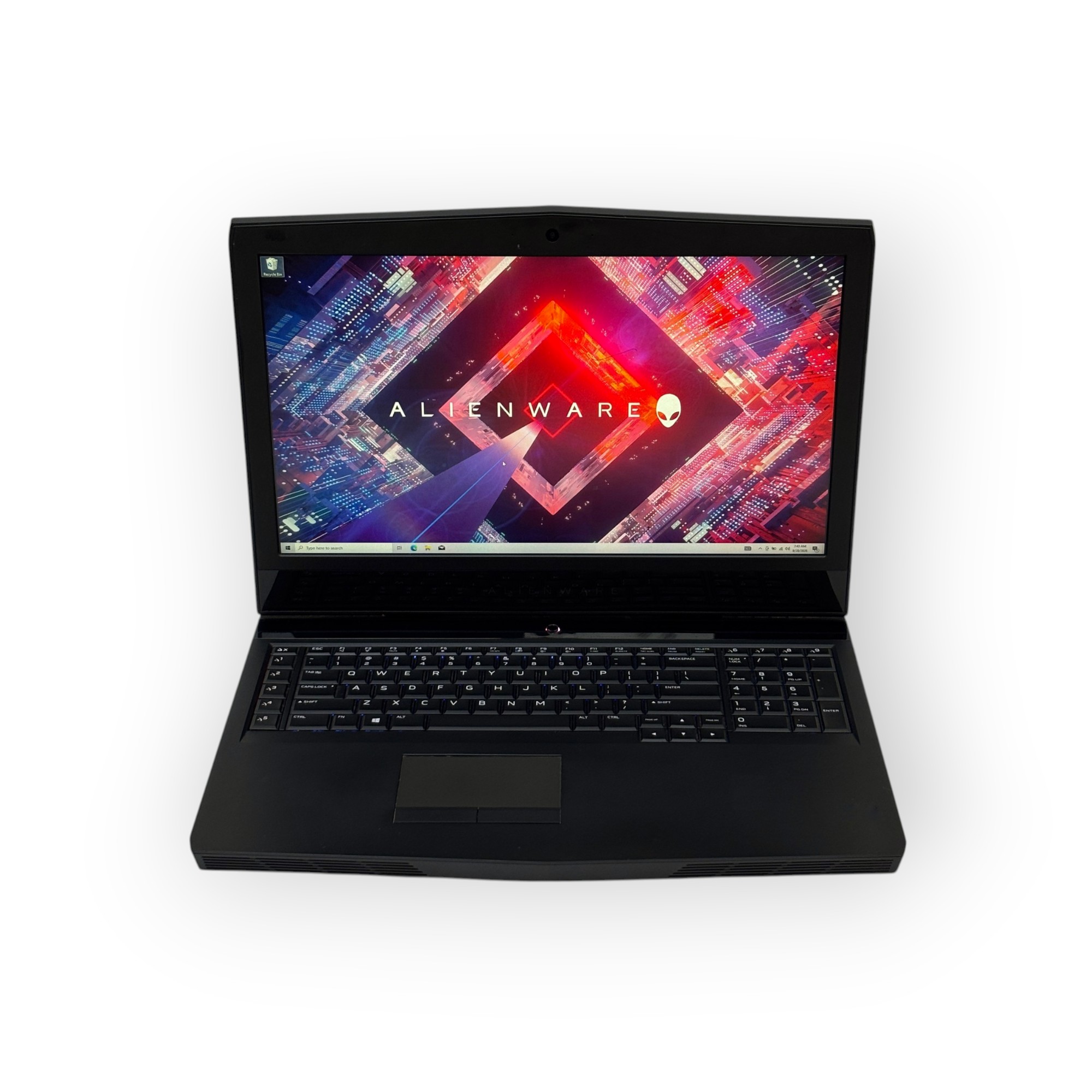 Dell Alienware 17 R4 Gaming Laptop / Intel Core i7-8700HQ / 8GB NVIDIA GeForce GTX 1070 / 17.3 inch / 16GB RAM / 512GB SSD