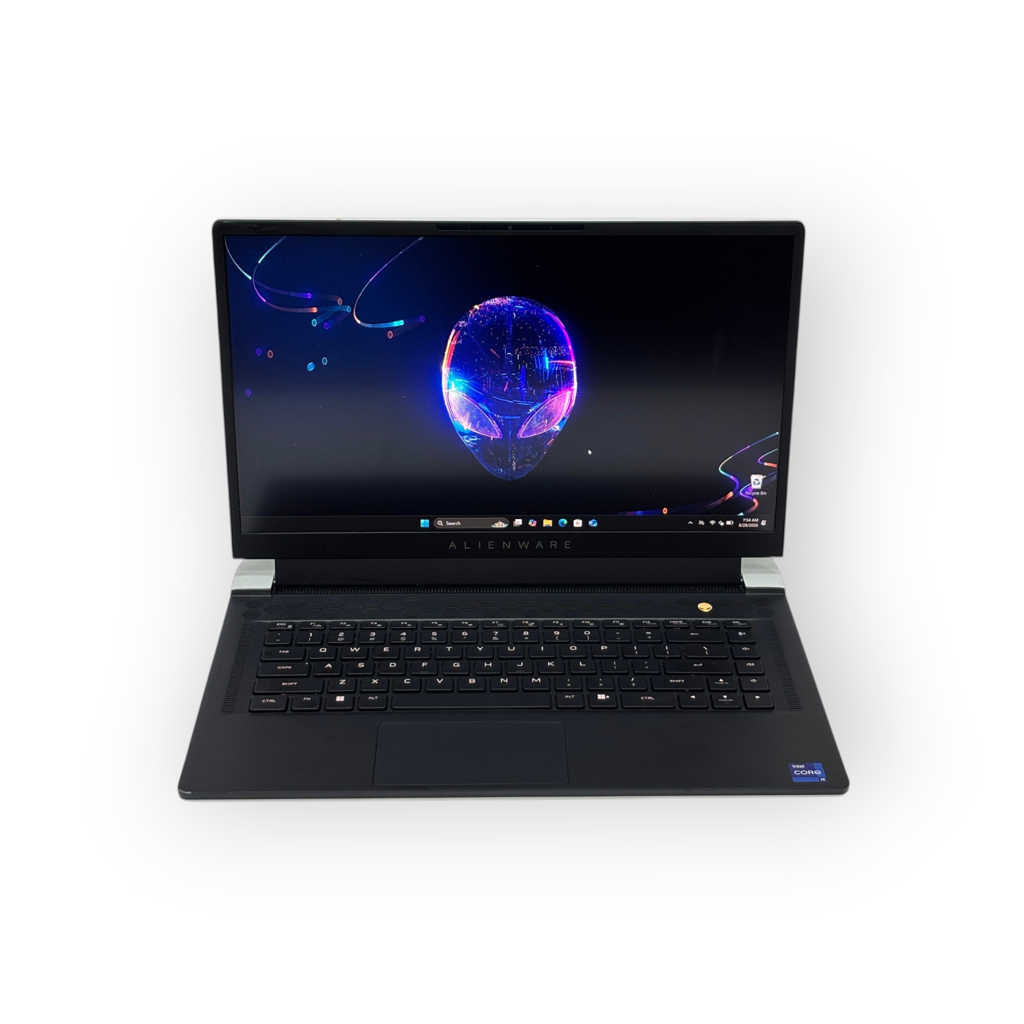 Dell Alienware x15 R2 Gaming Laptop / Intel Core i9-12900H / 8GB NVIDIA GeForce RTX 3070ti / 15.6inch FHD / 32GB RAM / 512GB SSD / White