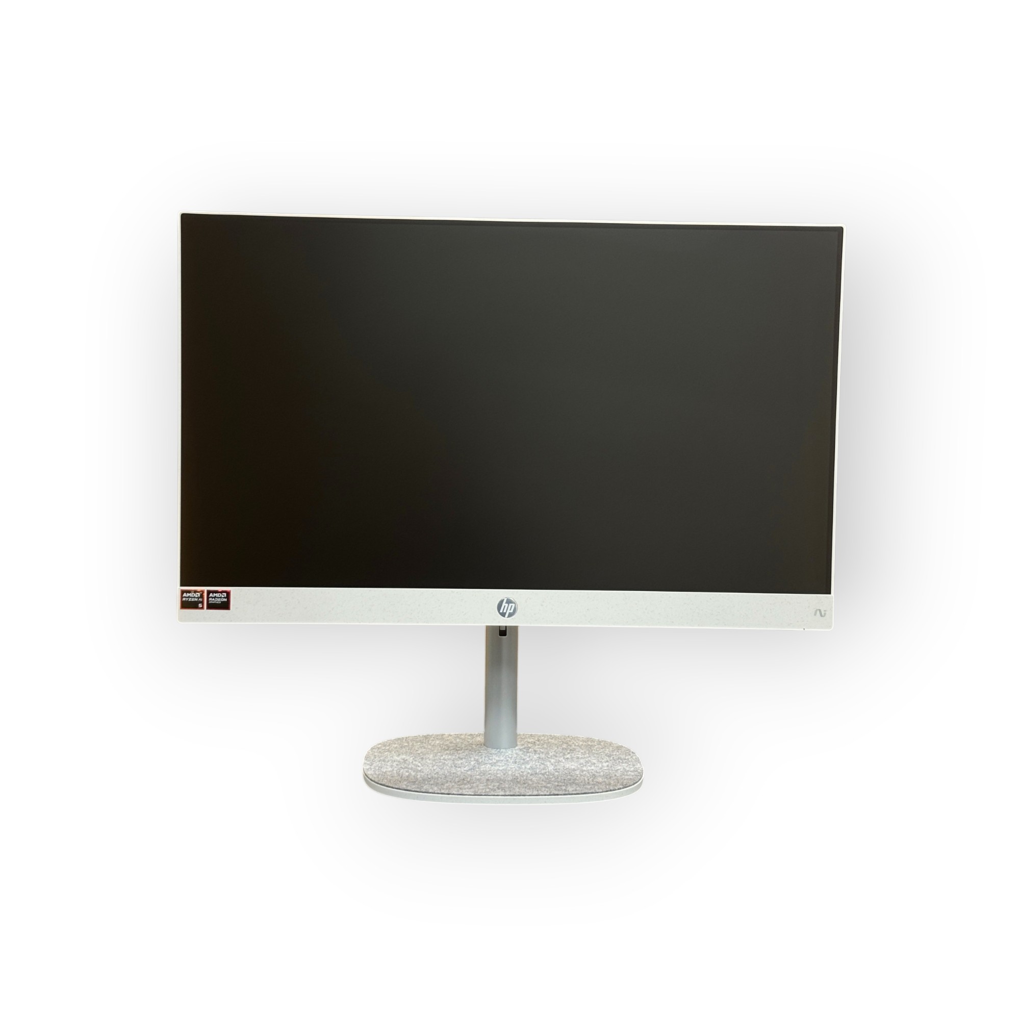 HP All-in-One AMD Ryzen 5 7520U / 24 inch/ 512GB SSD/ 16GB DDR5 RAM/ AMD Radeon Graphics