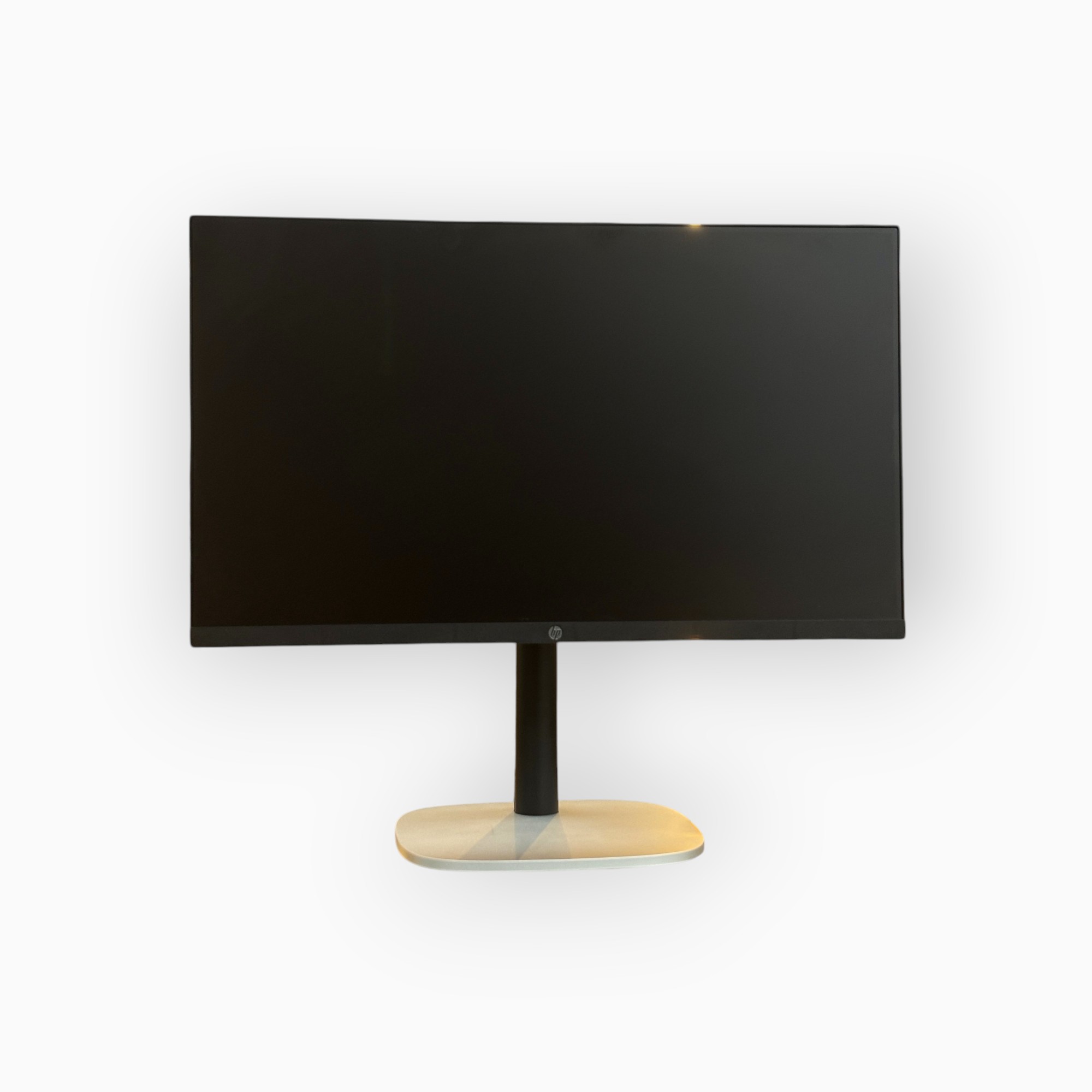 HP All-in-One Studio– Intel Core Ultra 5 235/ 24 inch/ 512GB SSD/ 16GB DDR5 RAM/ Intel Graphics